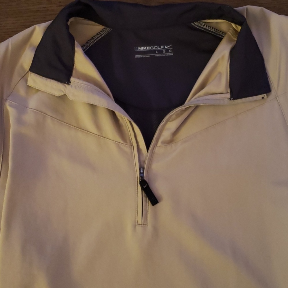 Nike lightweight pullover